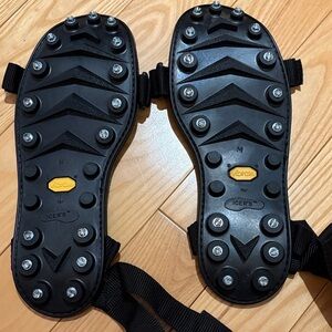 Vibram Black Ice Cleats for Men